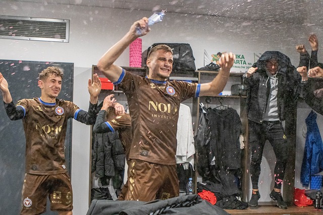 本场比赛深 本场比赛深